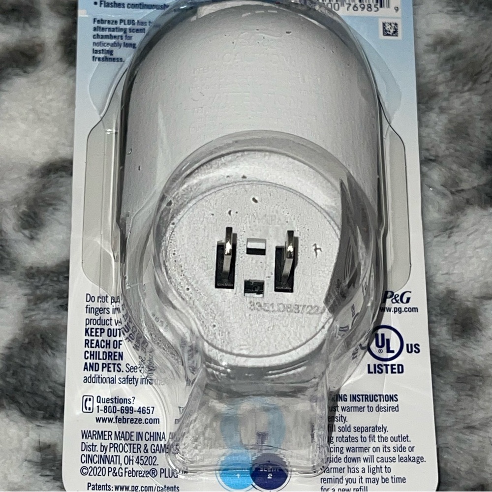 Febreeze Plug - Picture 5 of 7